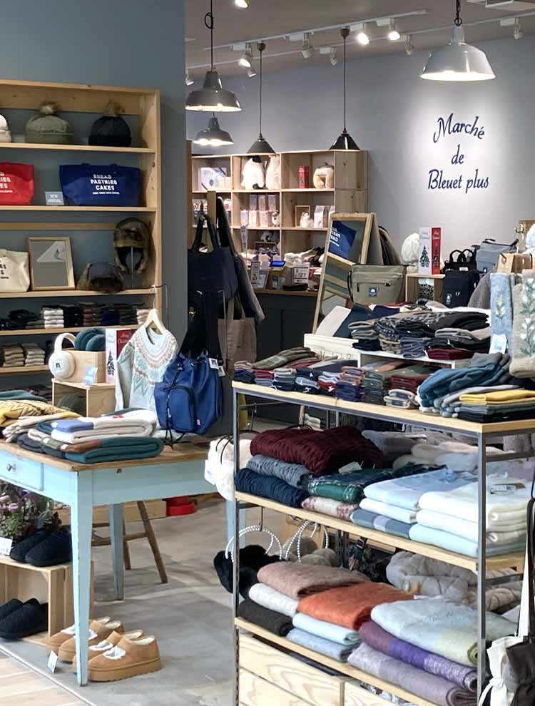 草加ヴァリエ店